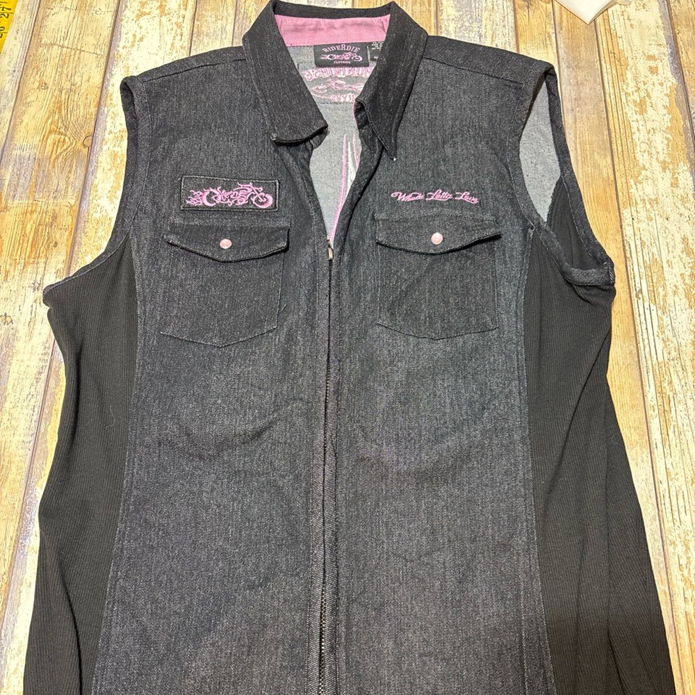 WOMEN'S MOTORCYCLE WHOLE LOTTA ❤️ DENIM SLEEVELESS LARGE ZIPPER EMBROIDERED TOP